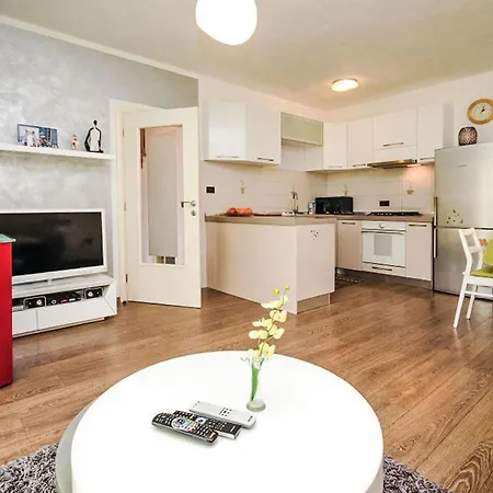 Marlen By Interhome * Rovinj